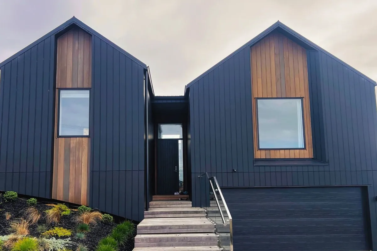 Kōwhai builders