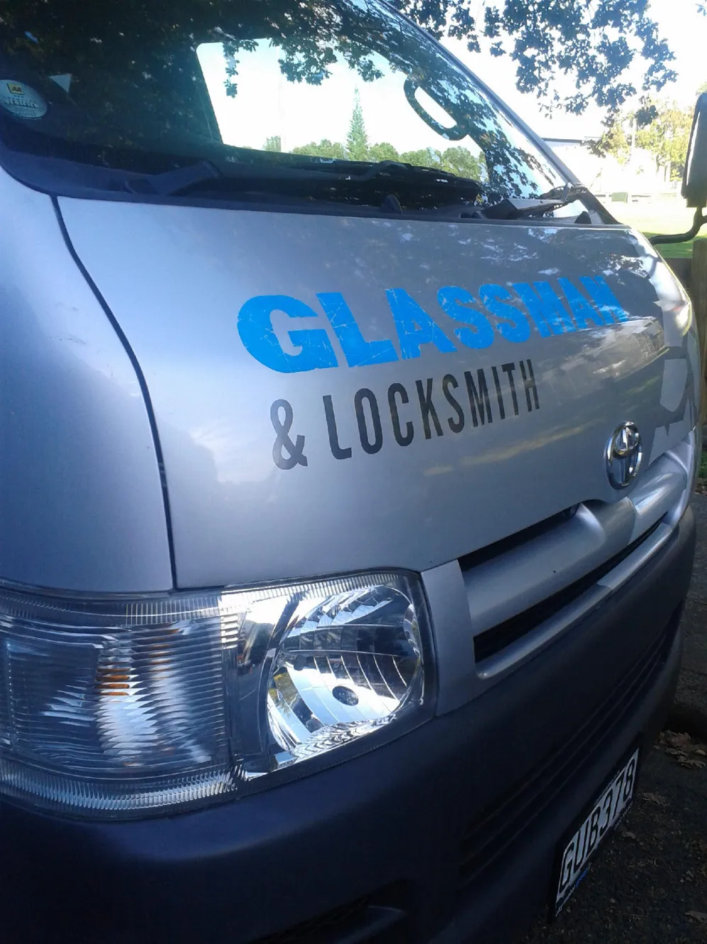 Glassman & Locksmiths