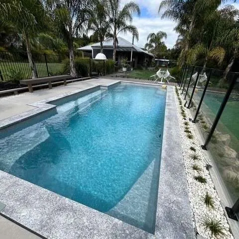 Pools 'R' Us Ltd