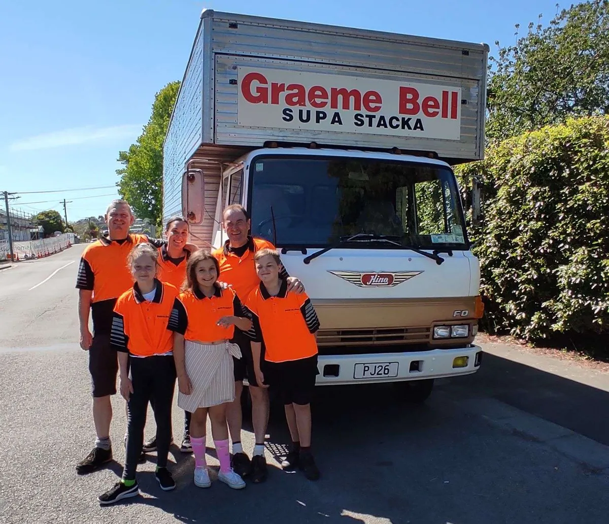 Graeme Bell Removals